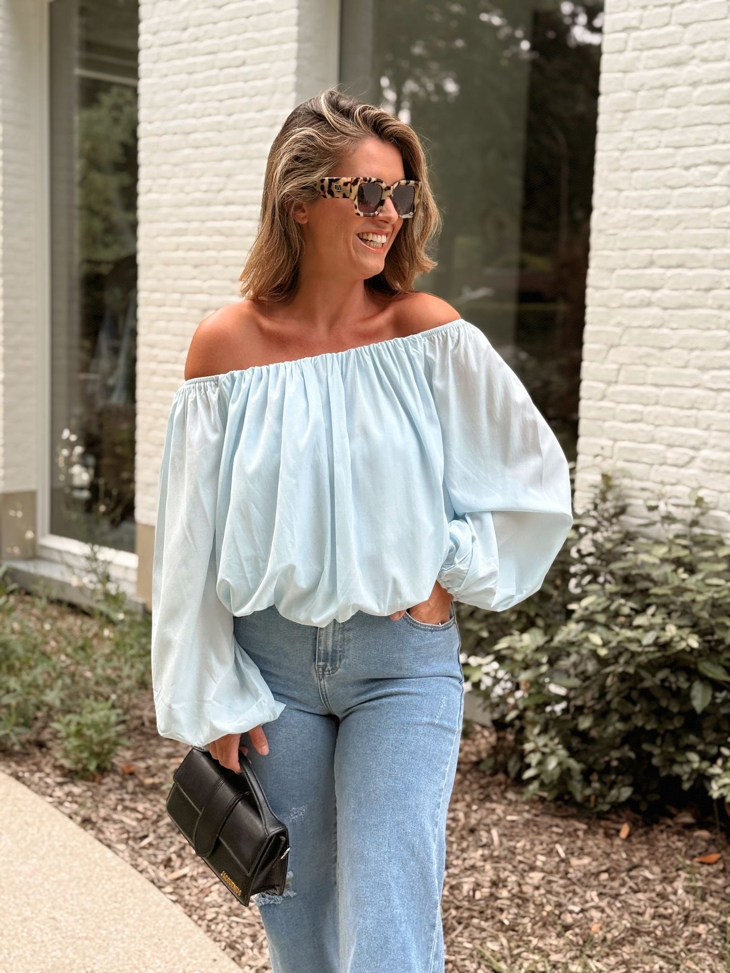 Claire Off Shoulder Top Blauw