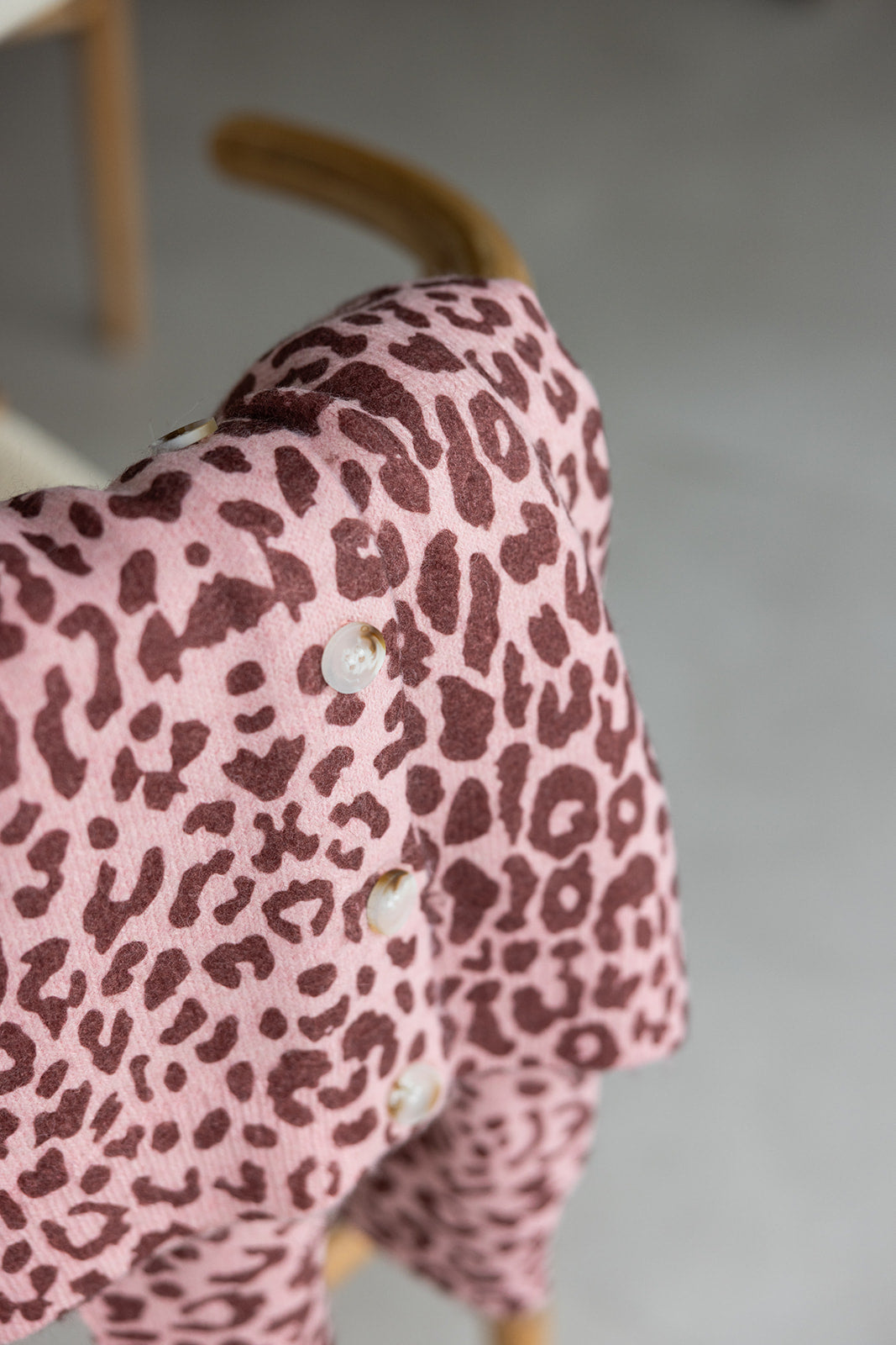Cherry Gilet Leopard Roze