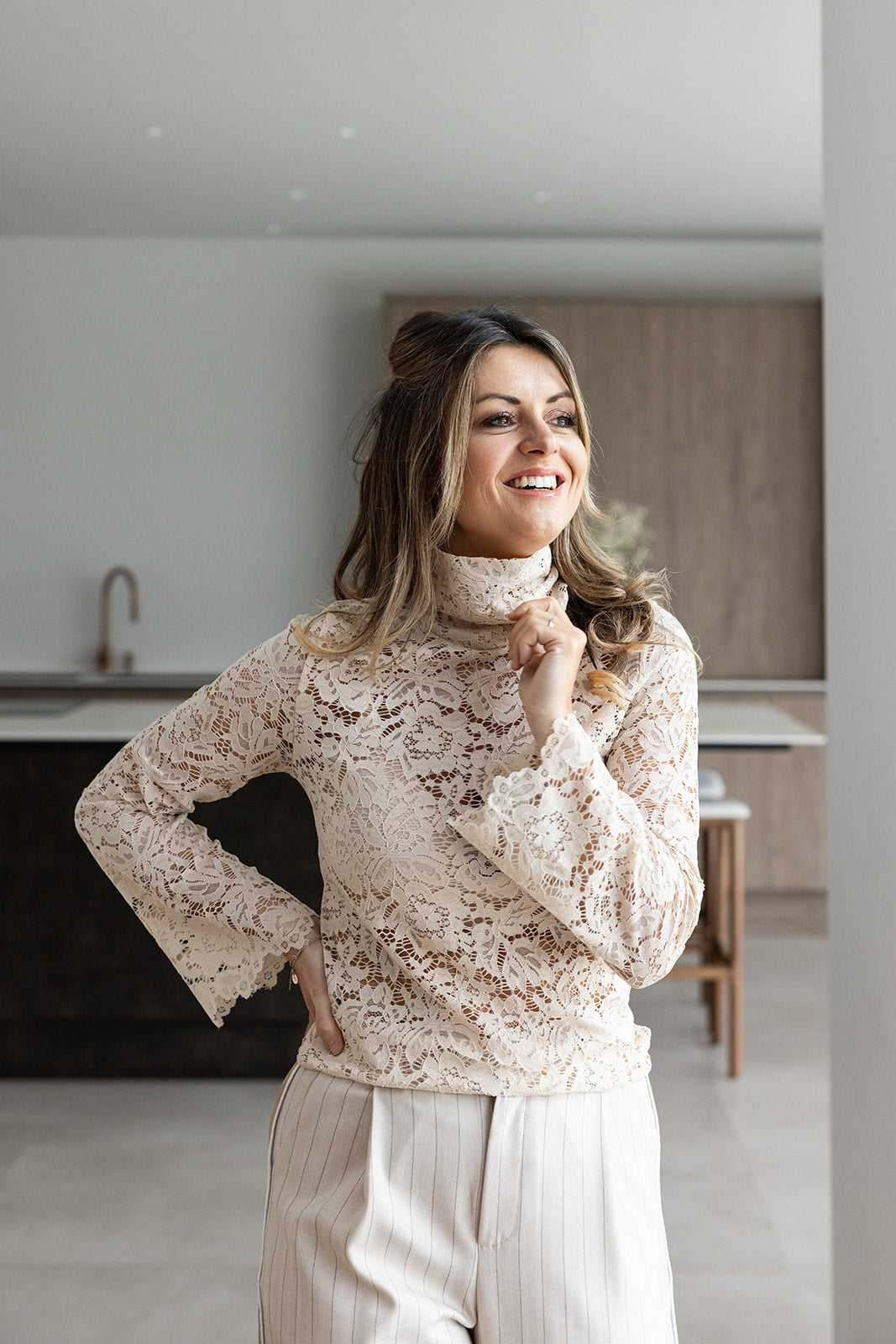 Venus Blouse Beige
