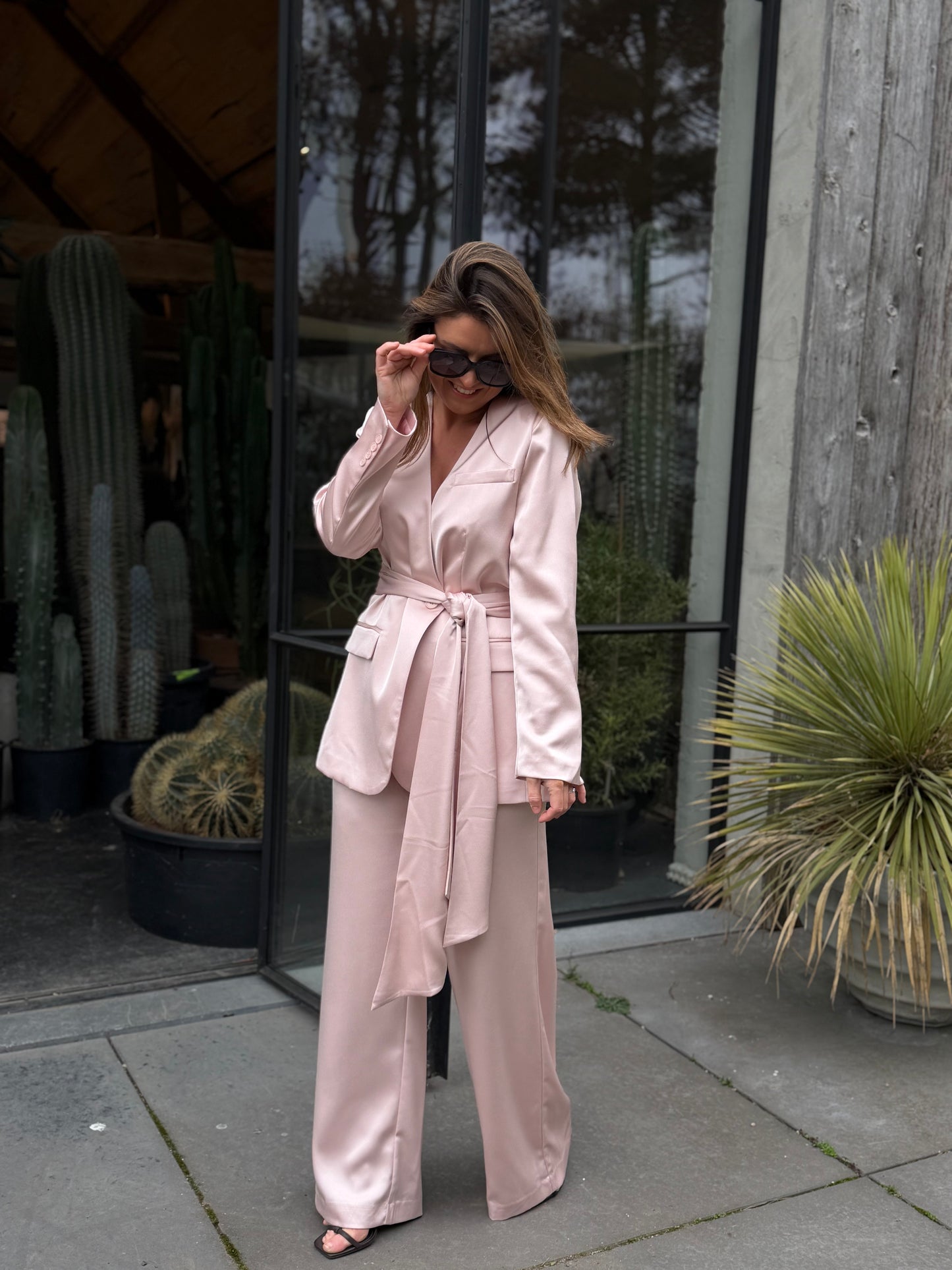 Rosa Lilly Suit Satijn Pink