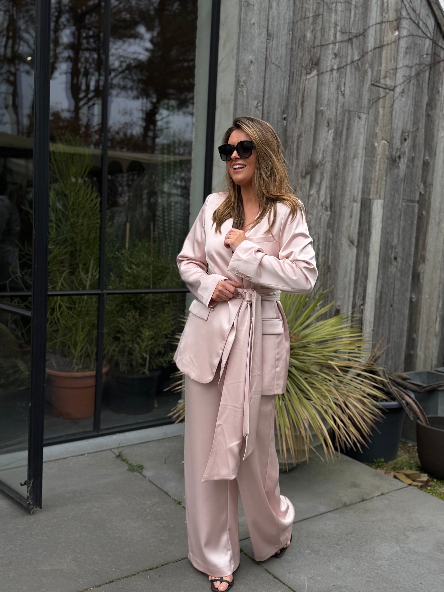 Rosa Lilly Suit Satijn Pink