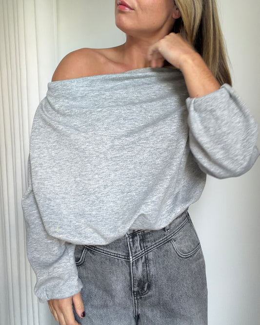 Sweater off shoulder