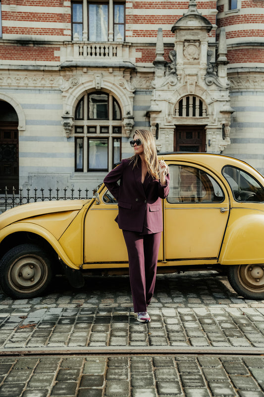Cosette Suit Bordeaux Dubbel knoop