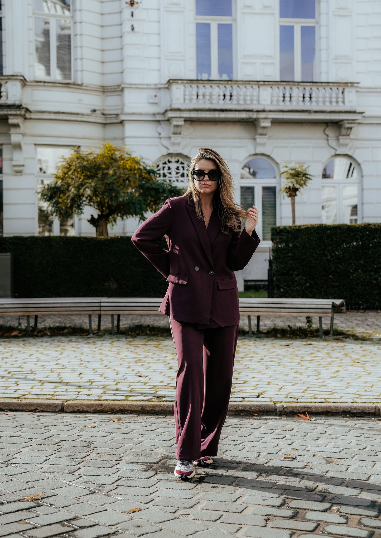 Cosette Suit Bordeaux Enkel knoop