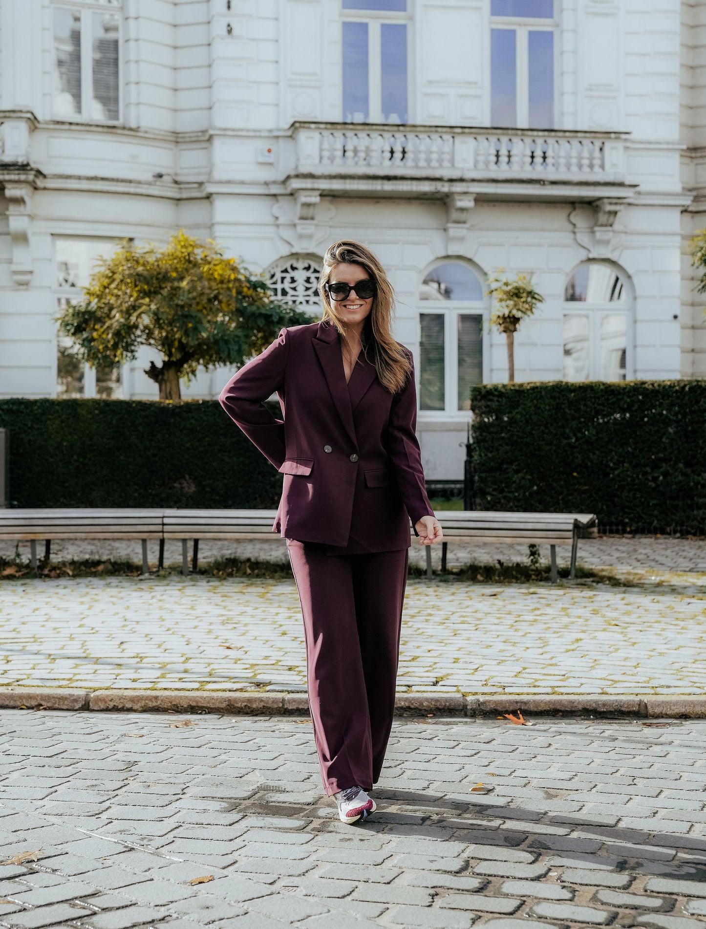 Cosette Suit Bordeaux Enkel knoop