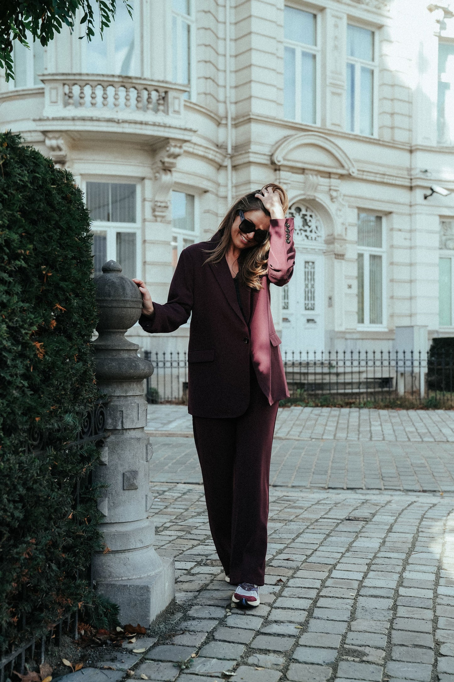 Cosette Suit Bordeaux Enkel knoop