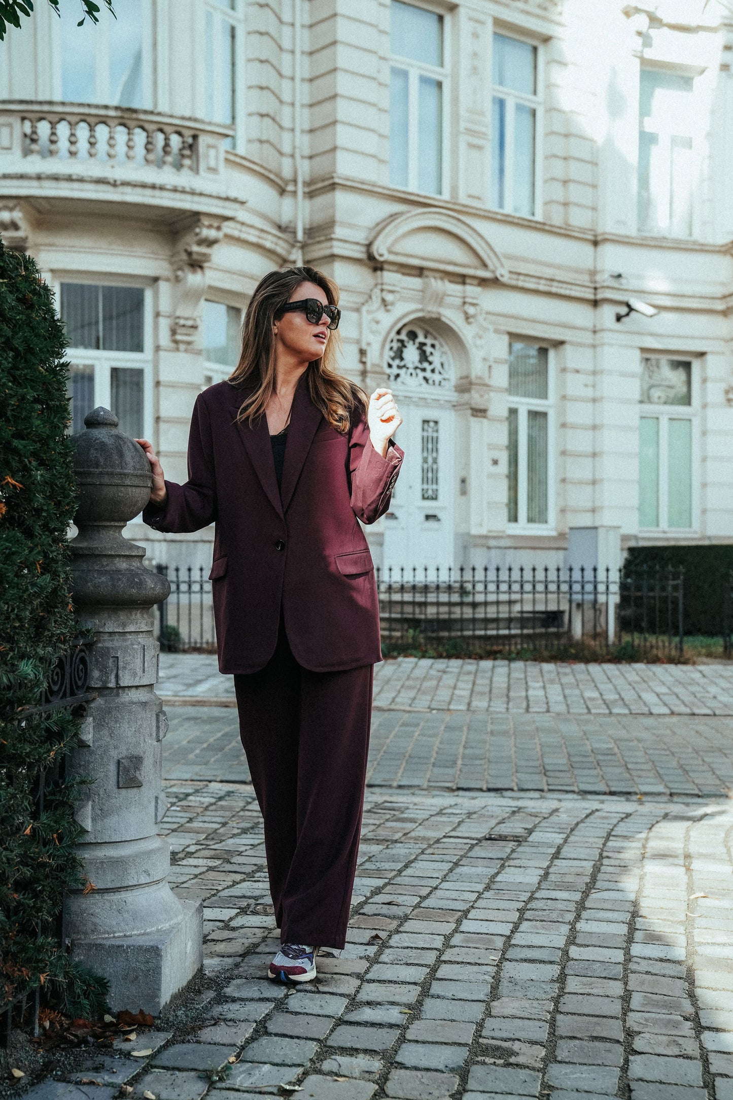 Cosette Suit Bordeaux Enkel knoop