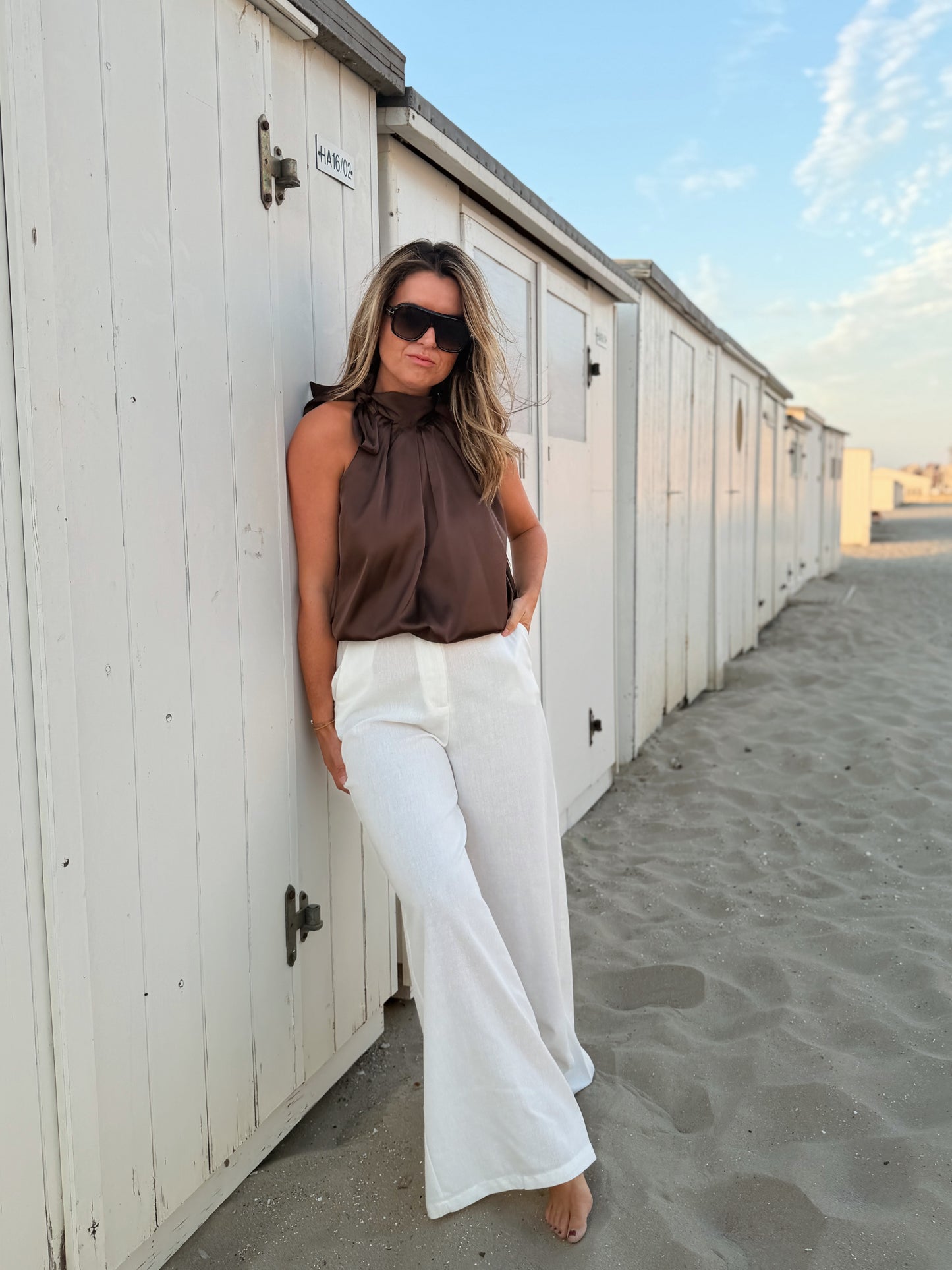 Lillet Halter Top Bruin